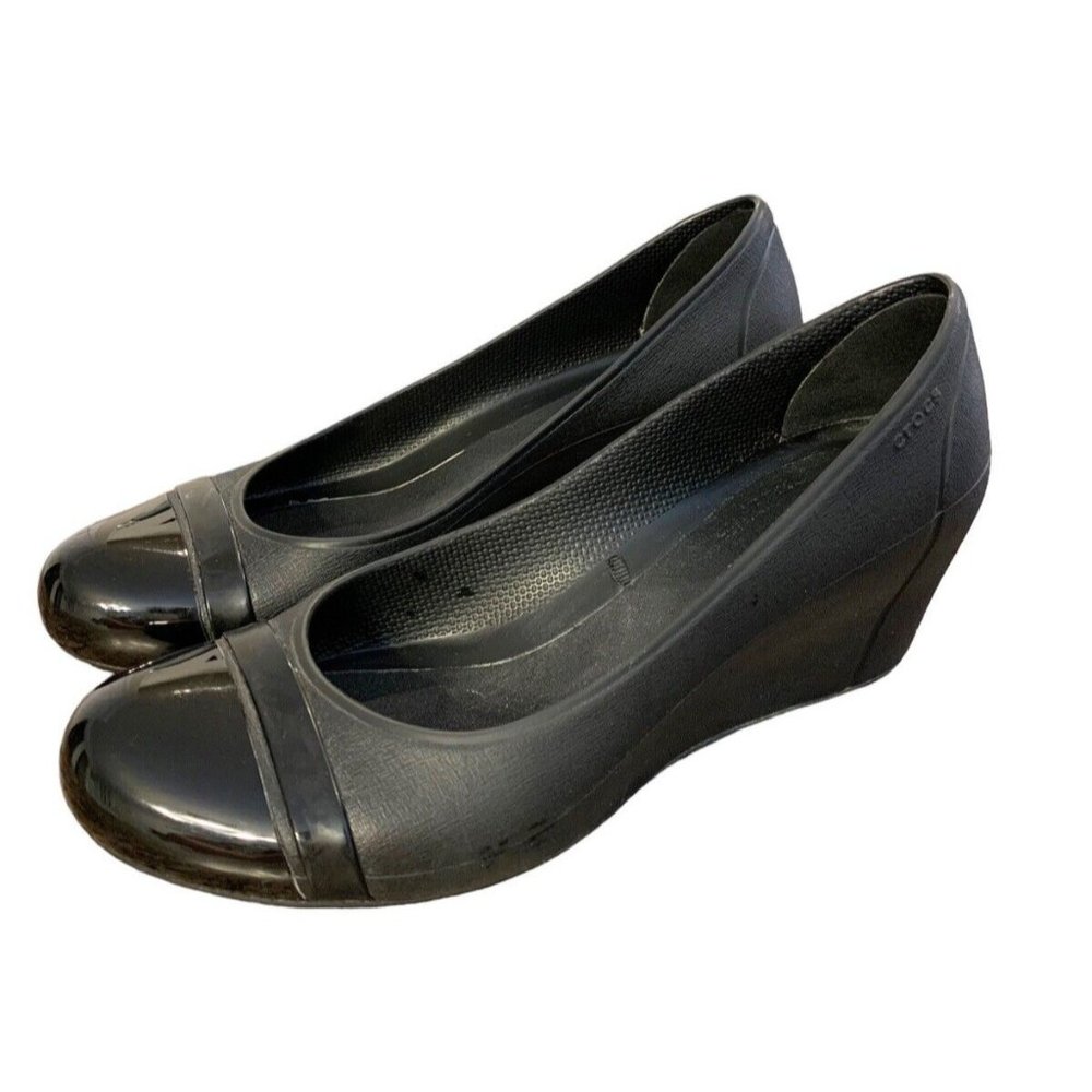 Crocs Glossy Cap Toe Wedge Black Rubber Slip On Shoes Pumps Heels Women Size 8